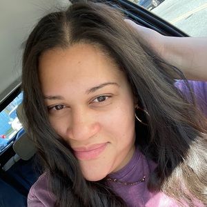 Meet your Posher, Diana